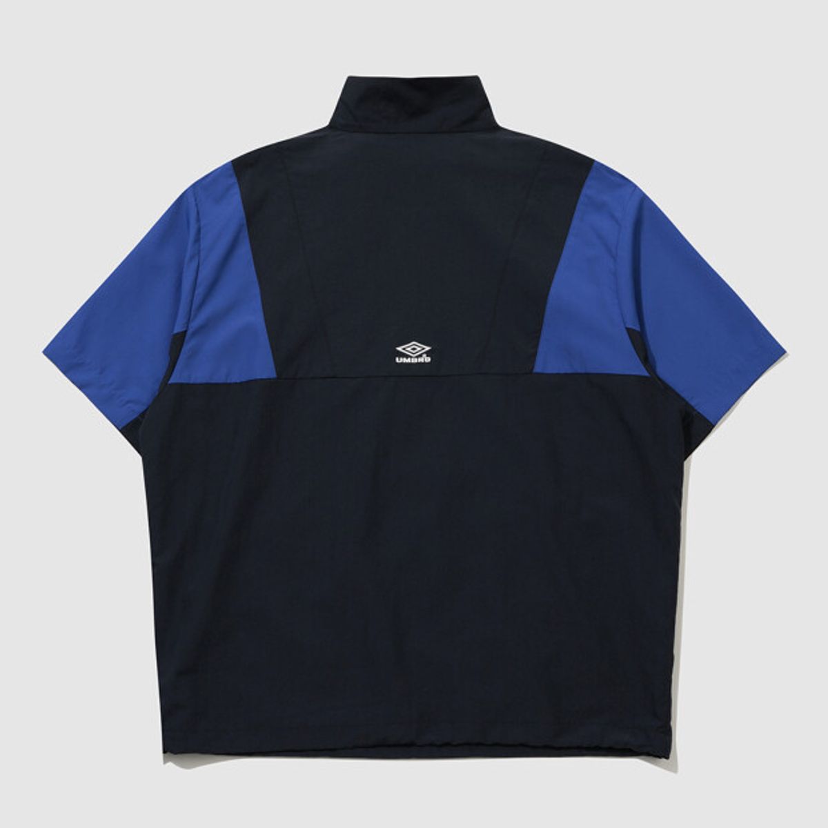 엄브로(UMBRO) HBL OG 컬러블럭 반팔 스탠넥 아노락 네이비 UR221CWT56