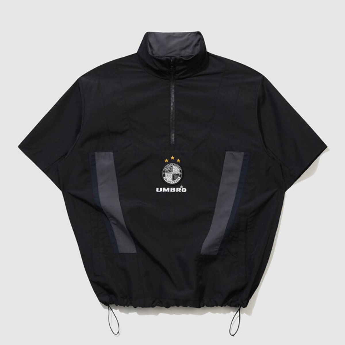 엄브로(UMBRO) HBL OG 컬러블럭 반팔 스탠넥 아노락 블랙 UR221CWT56
