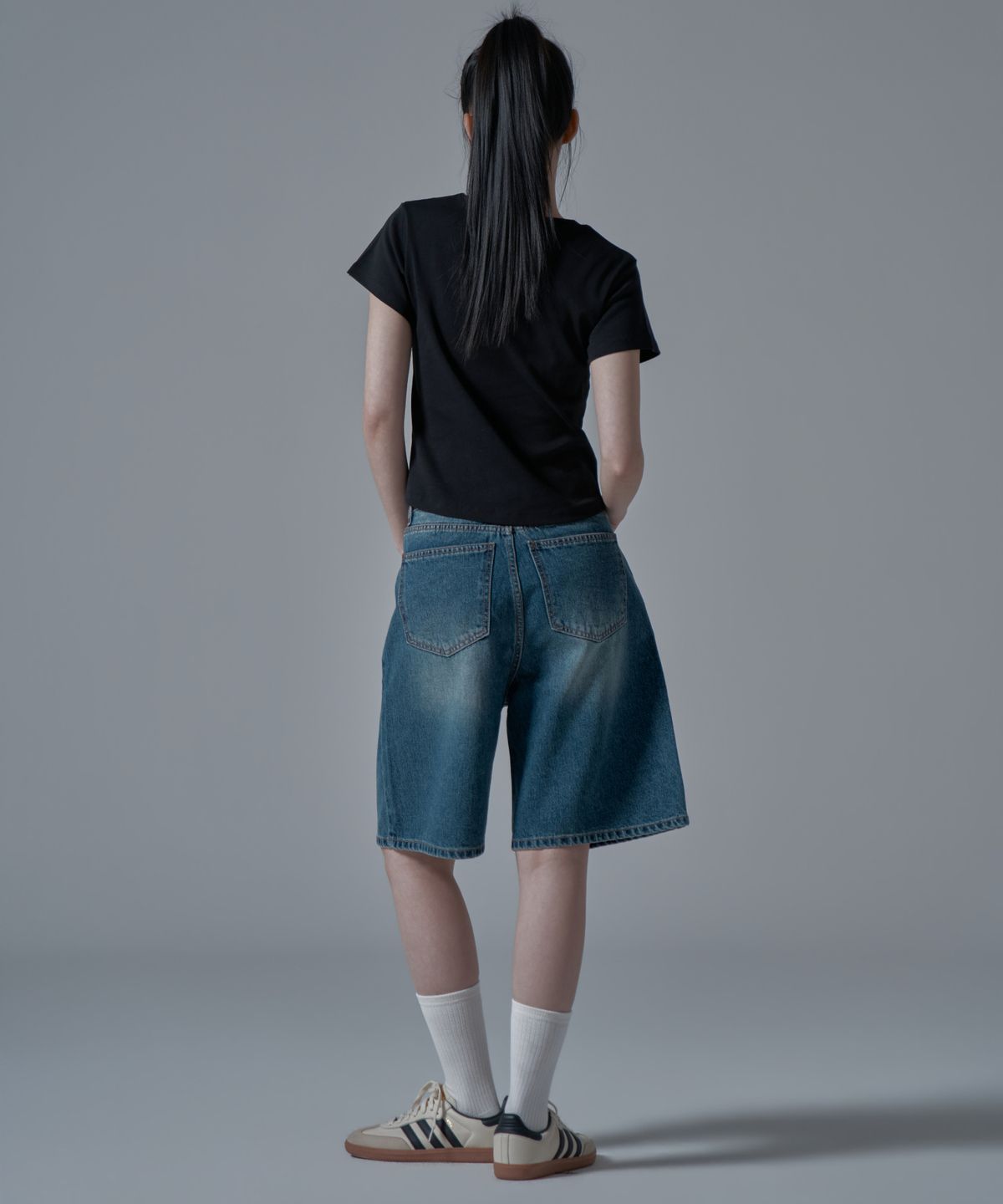 와르 포 우먼(WAARFORWOMAN) WT-60 슬림 라인 반팔 티셔츠_블랙 [S,M]