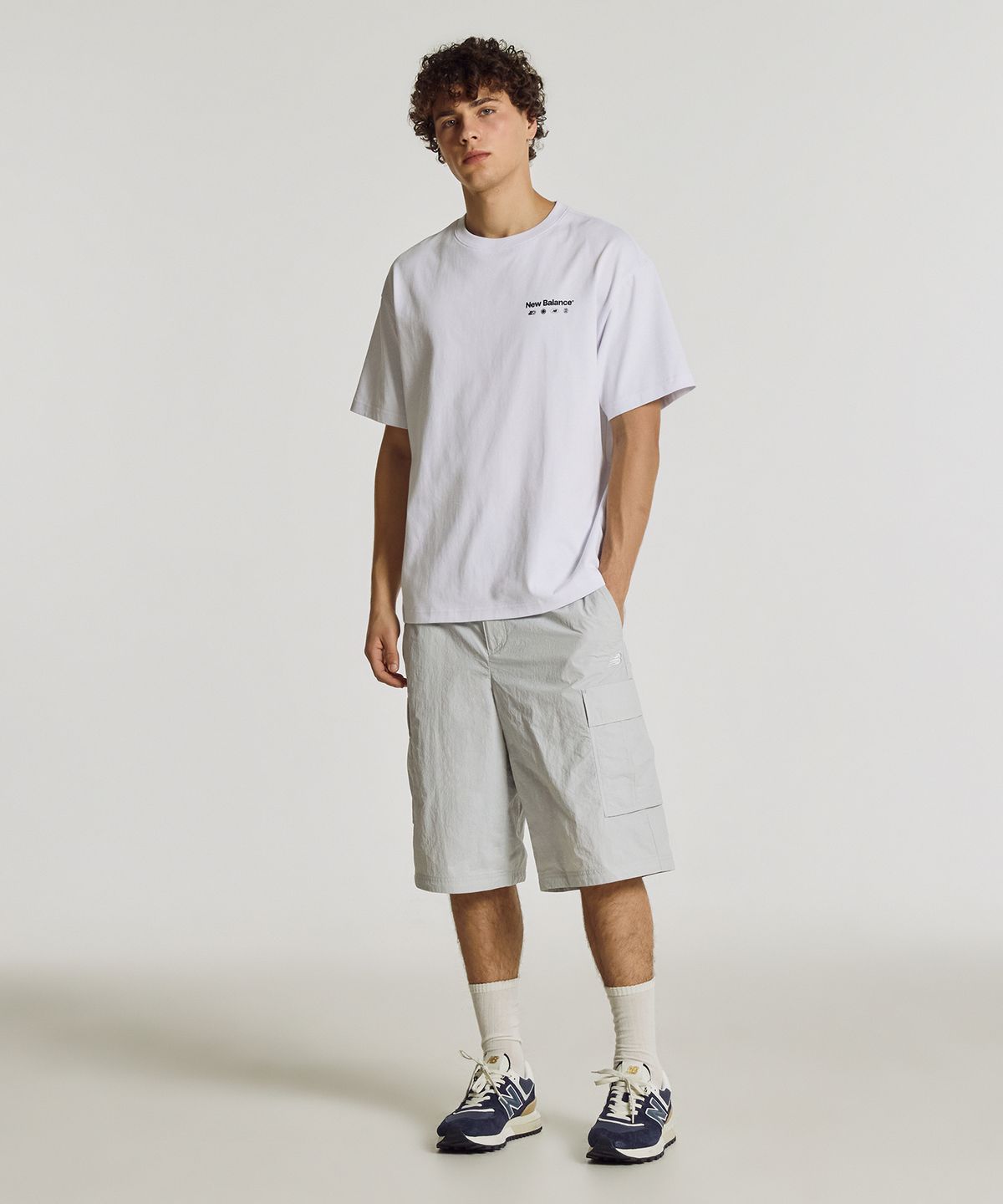 뉴발란스(NEW BALANCE) NBNVG21513 / UNI FROZEN 코튼라이크 카고 6부 버뮤다 쇼츠 (LIGHT GRAY)