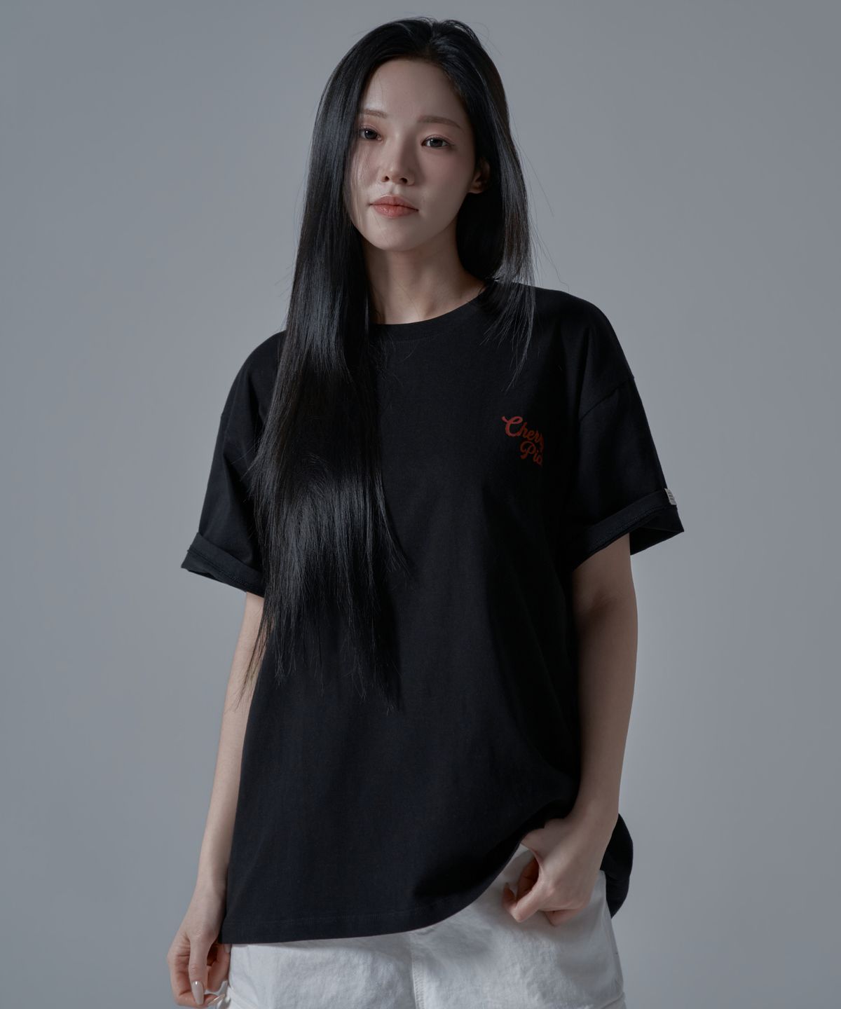 와르 포 우먼(WAARFORWOMAN) WT-66 체리 오버핏 반팔 티셔츠_블랙