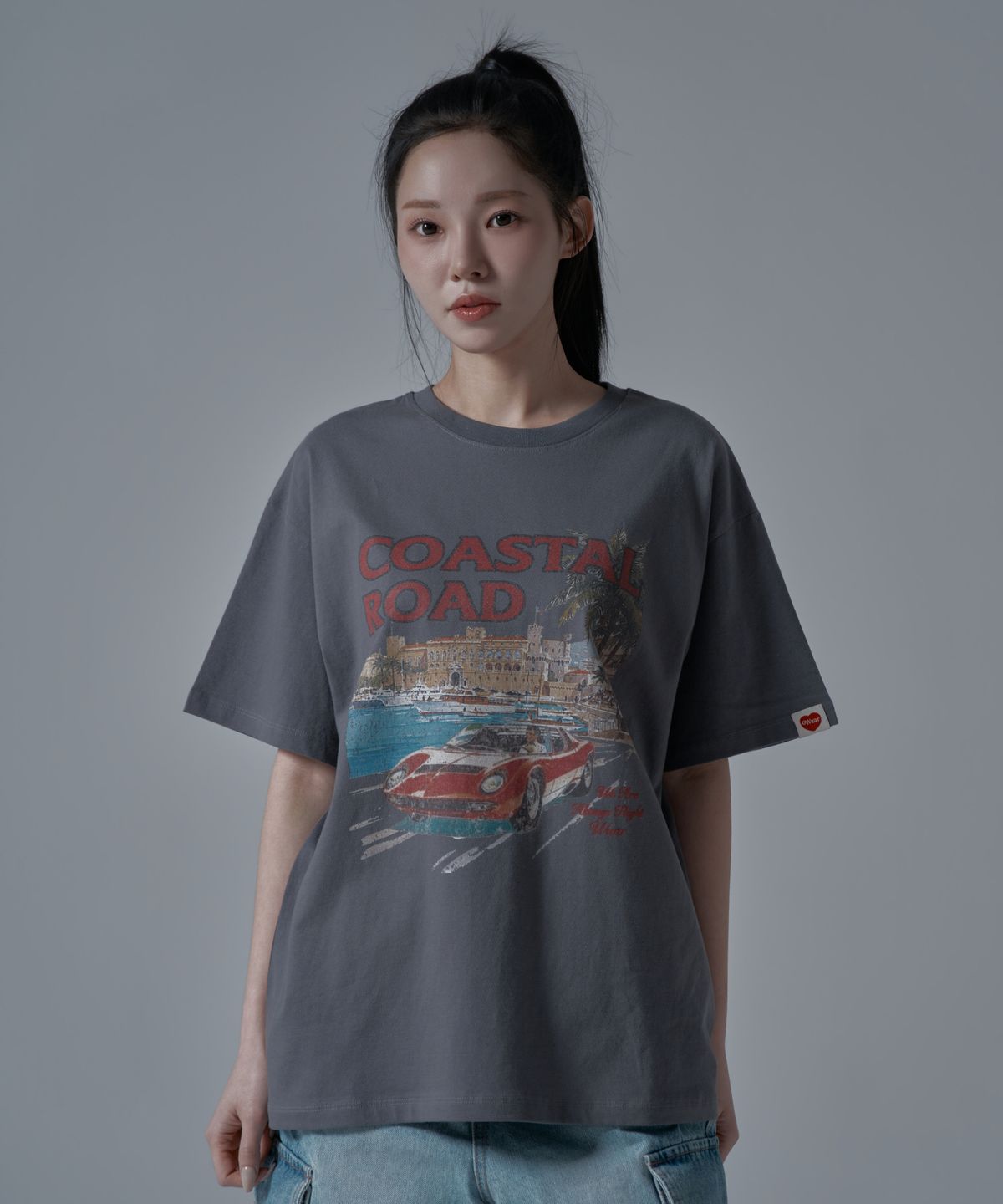 와르 포 우먼(WAARFORWOMAN) WT-67 코스탈 오버핏 반팔 티셔츠_차콜