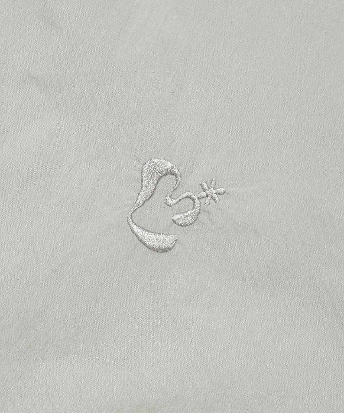 엘엠알(LMR) 플로럴 로고 크런키 후드 윈드브레이커 LIGHT GREY