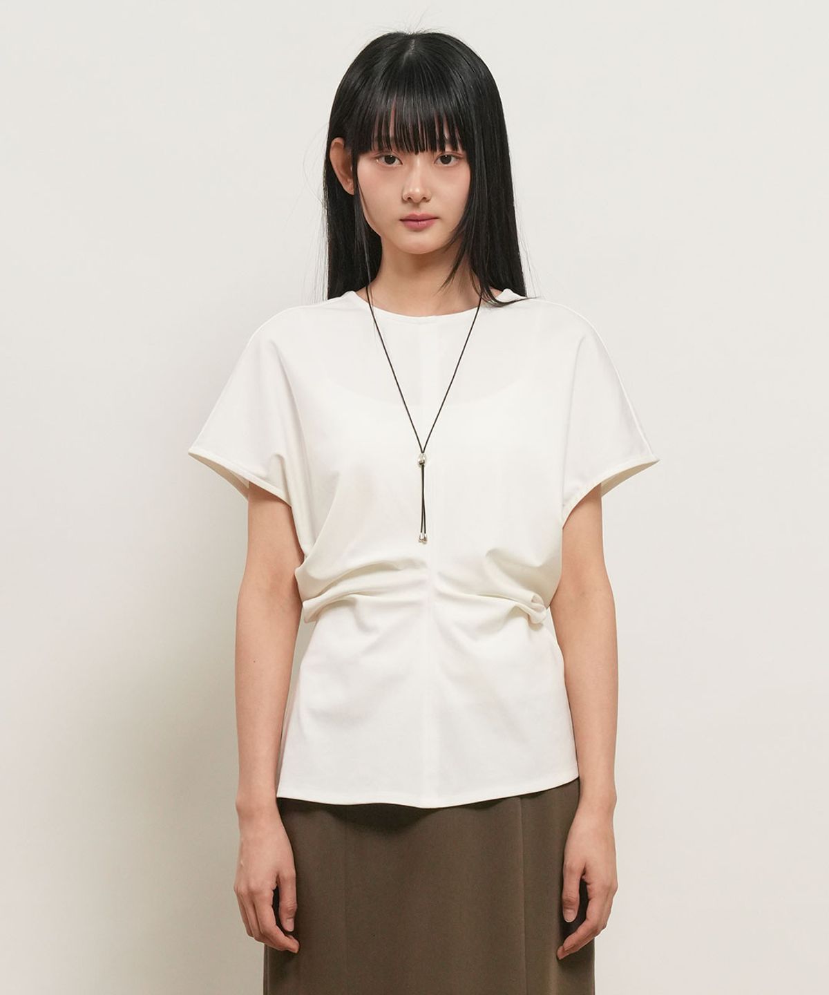 제너럴아이디어(GENERALIDEA) 백 포인트 드레이프 티셔츠 [OFF WHITE] / GF2LTS524