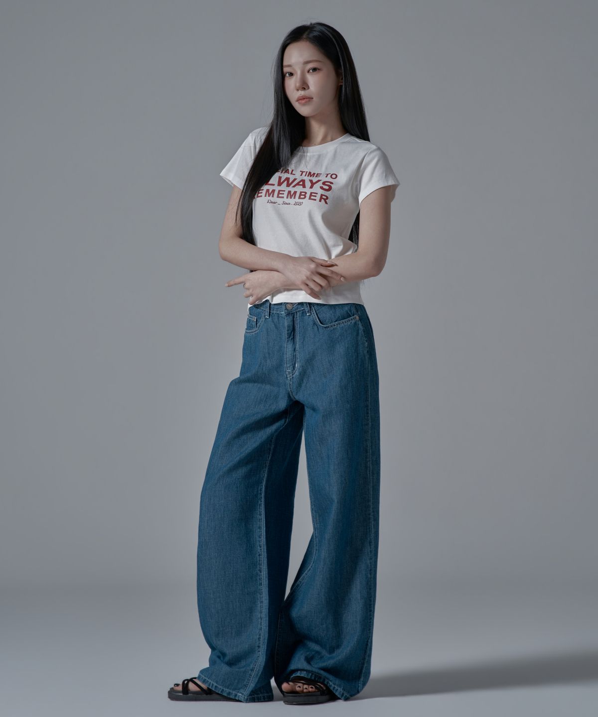 와르 포 우먼(WAARFORWOMAN) WT-70 올웨이즈 슬림 반팔 티셔츠_화이트