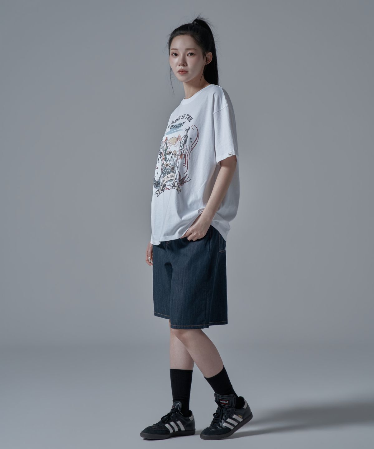 와르 포 우먼(WAARFORWOMAN) WT-72 스컬 오버핏 반팔 티셔츠_화이트