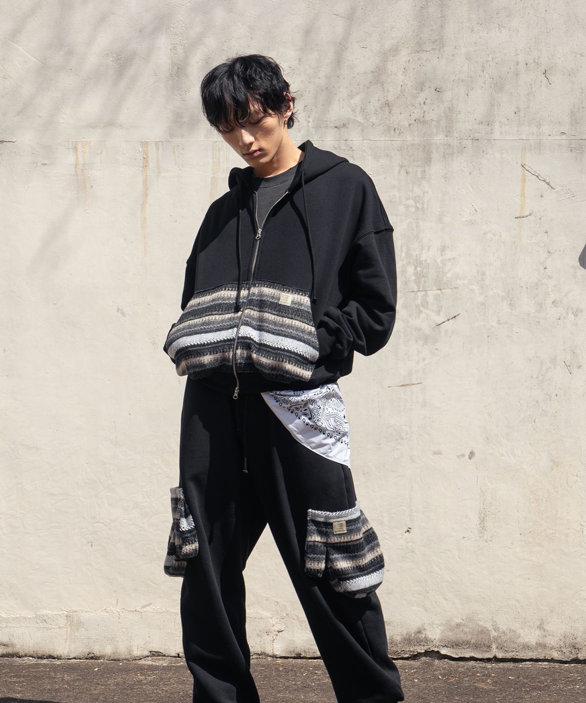 쓰리아이(3IE) MISMATCH ZIP UP HOODIE_BLACK