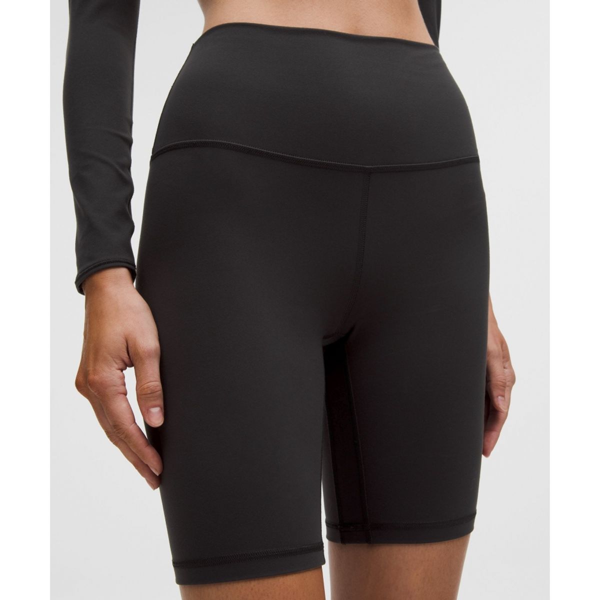 룰루레몬(LULULEMON) Align™ 하이라이즈 쇼츠 8inch  BLK