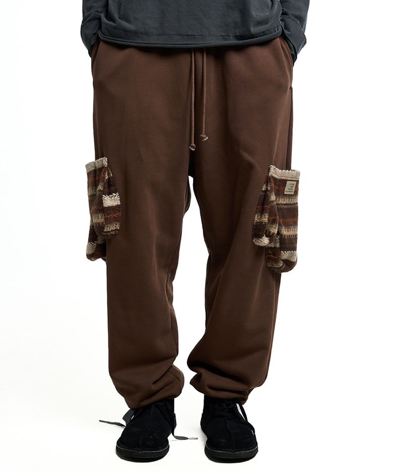 MISMATCH CARGO PANTS_DARK BROWN