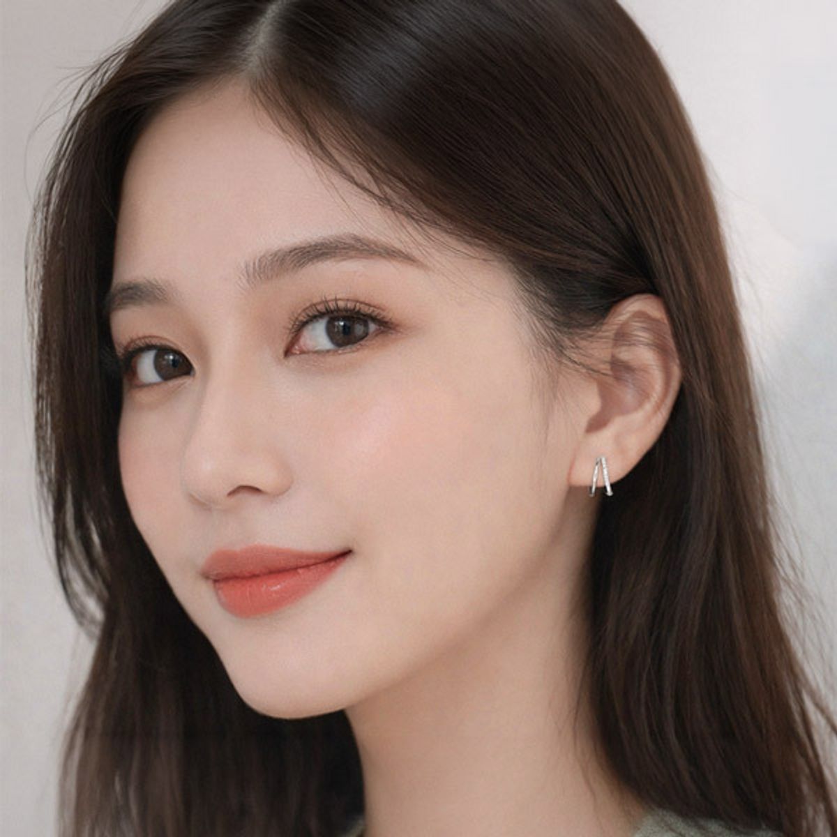 메종드쉬(MAISON DE SHE) 여성 귀걸이 여리핏 모던 큐빅 투라인 BCE006