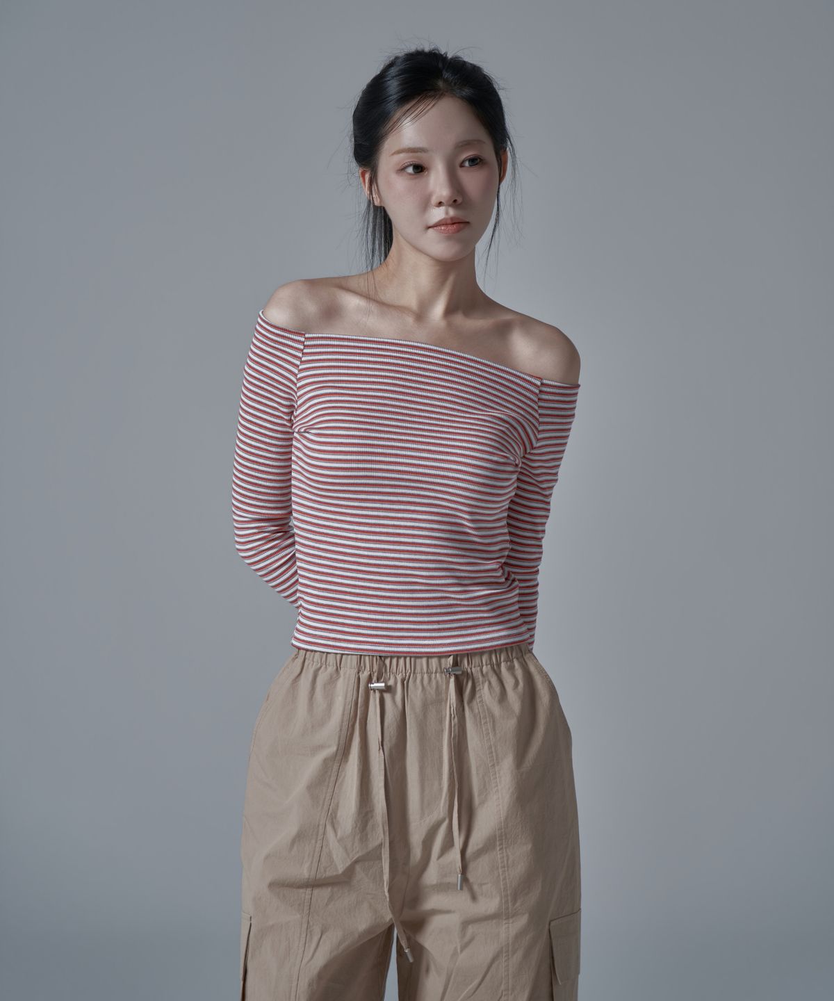 와르 포 우먼(WAARFORWOMAN) WT-74 골지 오프숄더 티셔츠_레드