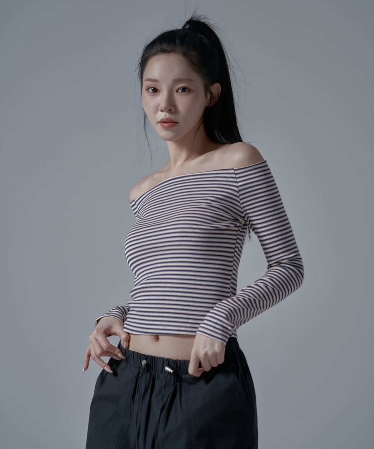 와르 포 우먼(WAARFORWOMAN) WT-74 골지 오프숄더 티셔츠_블루
