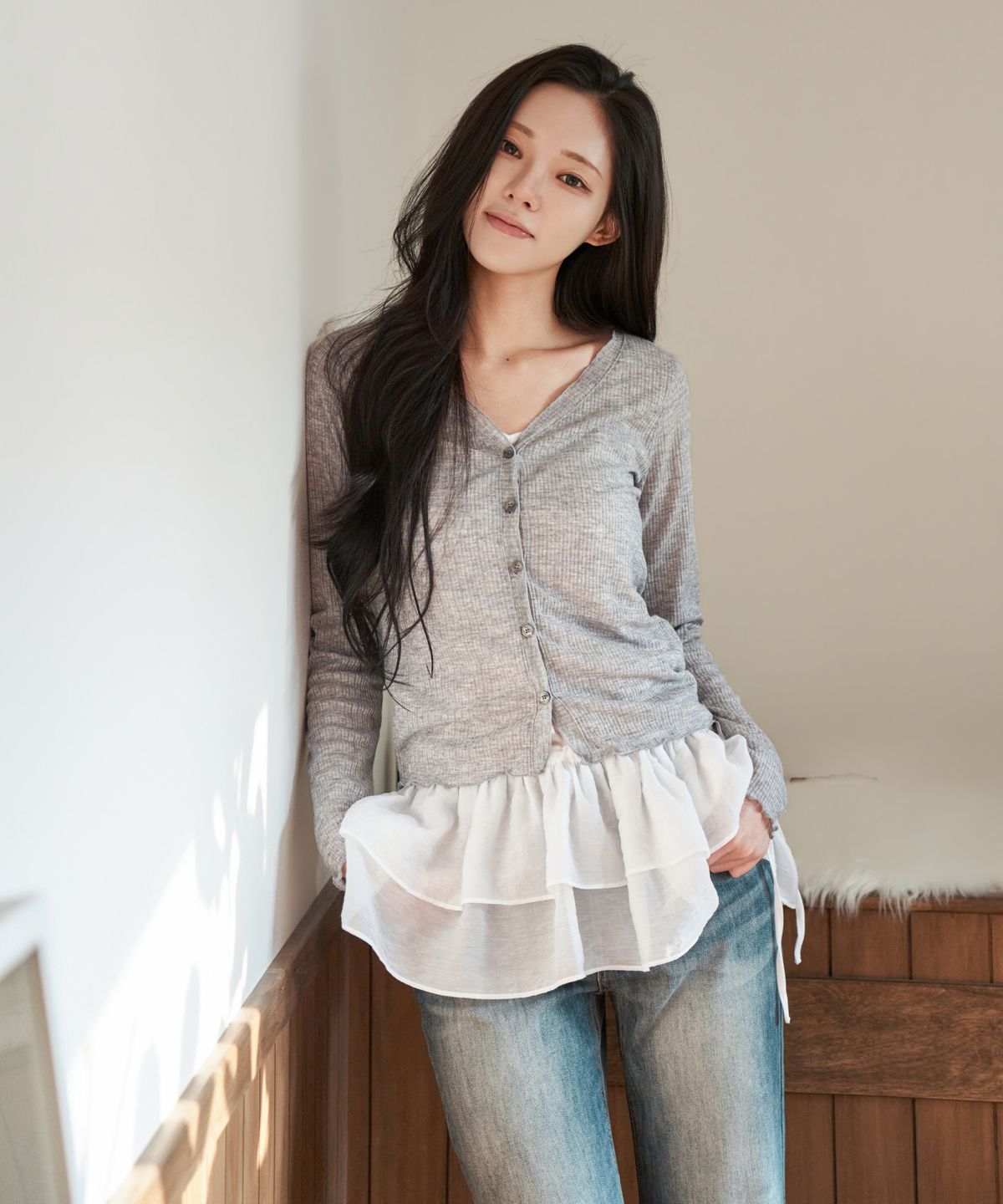 와르 포 우먼(WAARFORWOMAN) WK-23 프릴 가디건_그레이