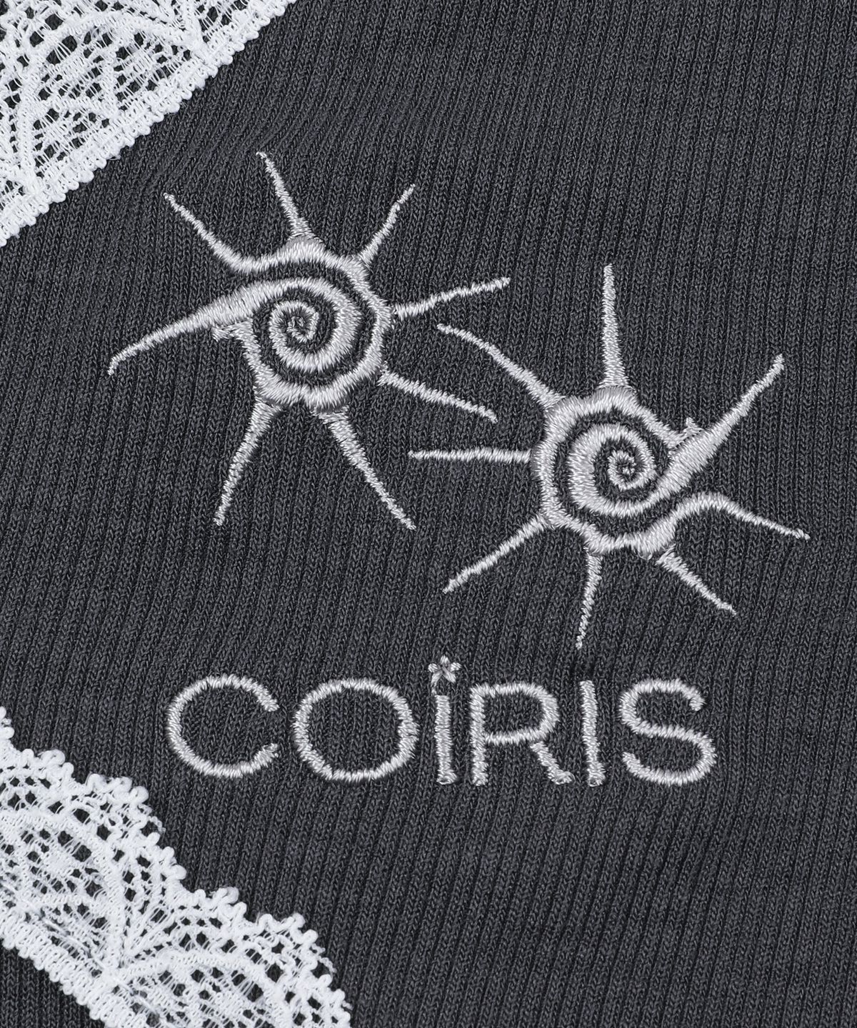 코이리스(COIRIS) 라세 레이스 크로스 브이넥 긴팔 티
