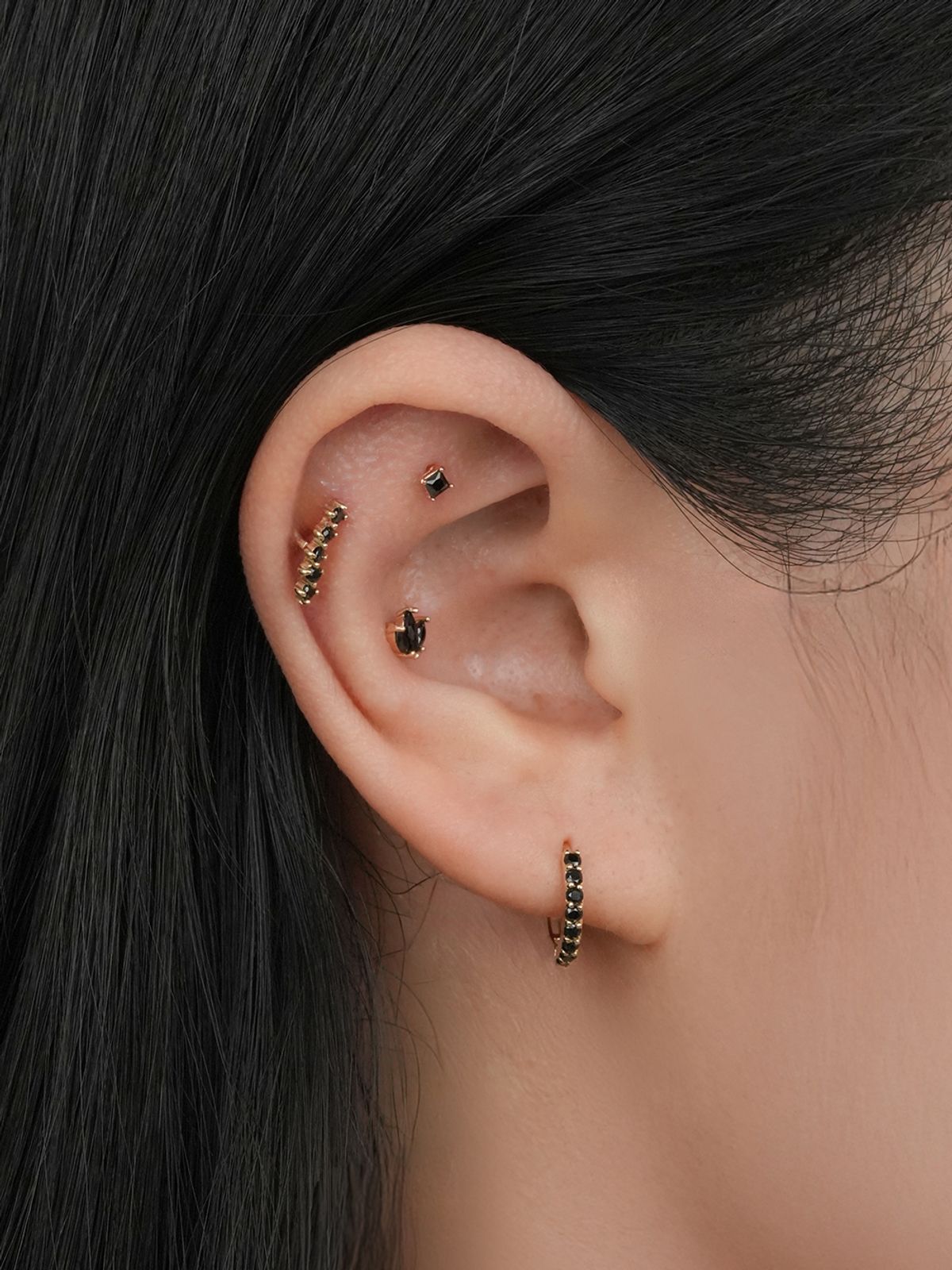 미니멀피어싱(MINIMALPIERCING) 14K 블랙 미니 티아라 피어싱 귀걸이