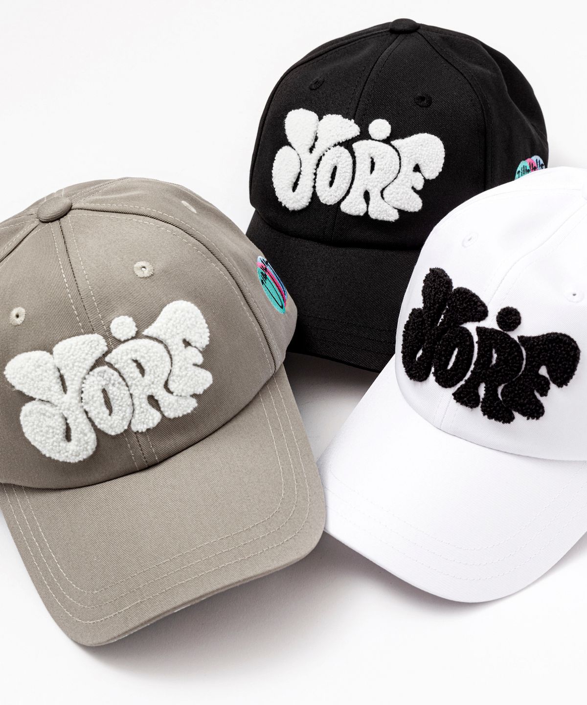 욜프(YORF) YORF LOGO BOUCLE EMBROIDERY CAP WHITE 욜프 로고 부클 자수 캡 화이트