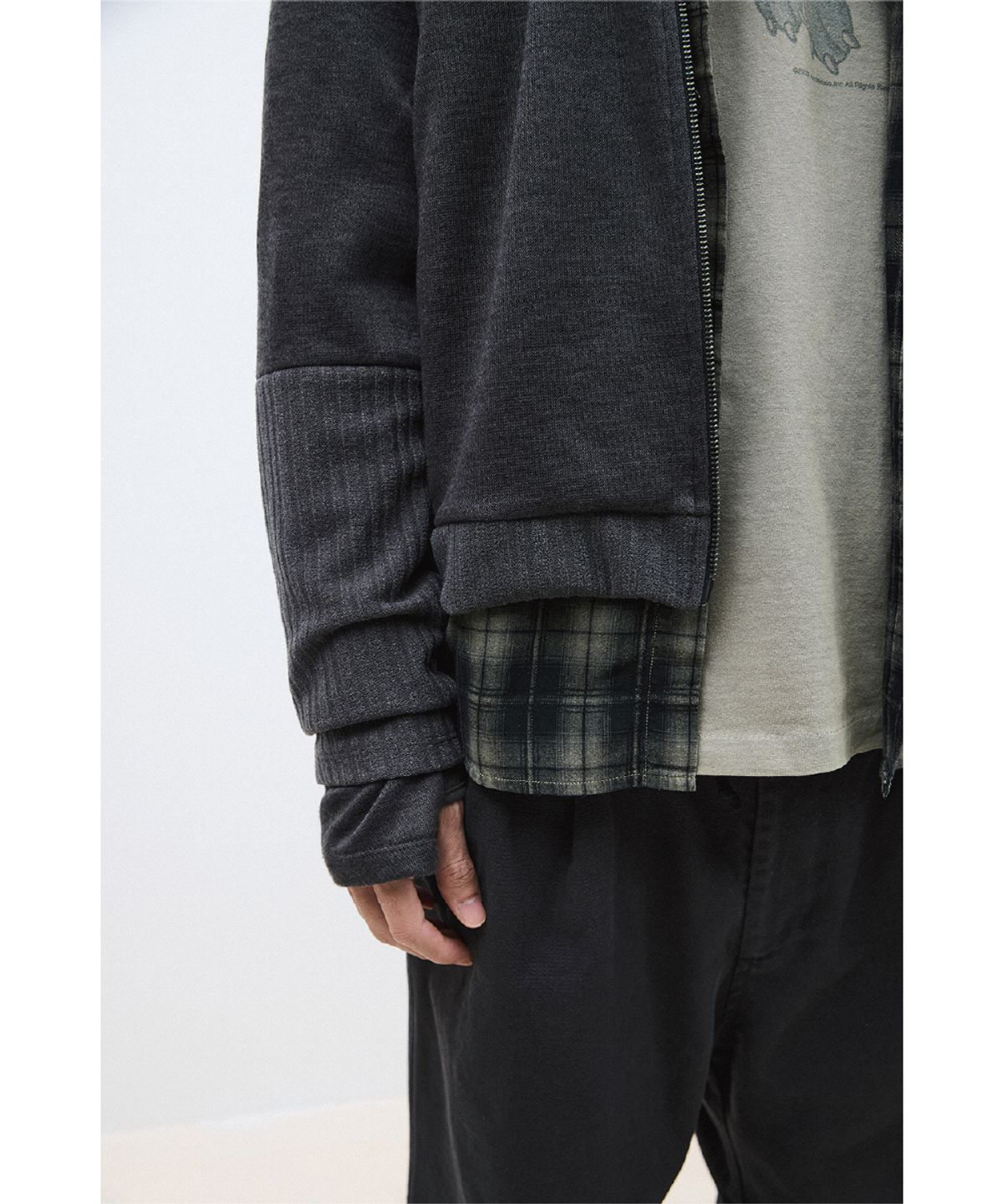 해칭룸(HATCHINGROOM) Double Sleeve Track Cardigan Dark Khaki
