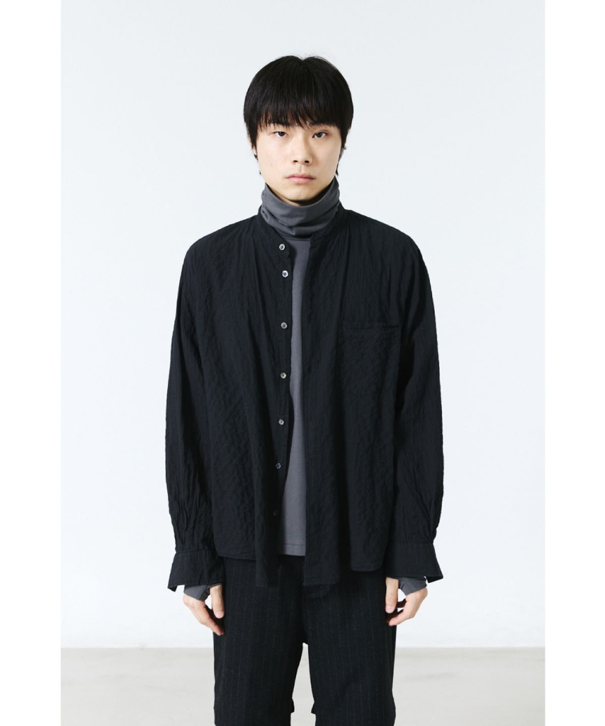 해칭룸(HATCHINGROOM) Band Collar Shirt Pin Check Dyed Charcoal