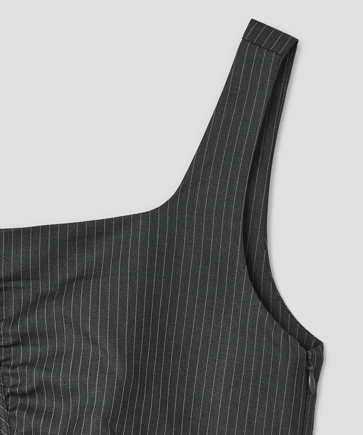 타입서비스(TYPESERVICE) Striped Ruched Zip Tank [Charcoal]