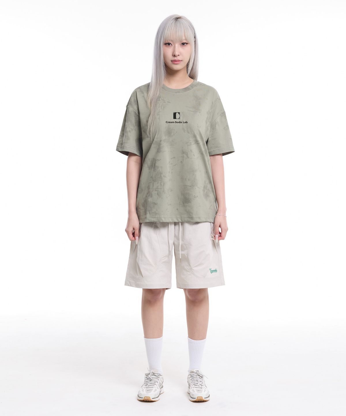 크림소다랩(CREAM SODA LAB) 뎁스 C 클럽 로고 워싱 반팔 티셔츠 카키