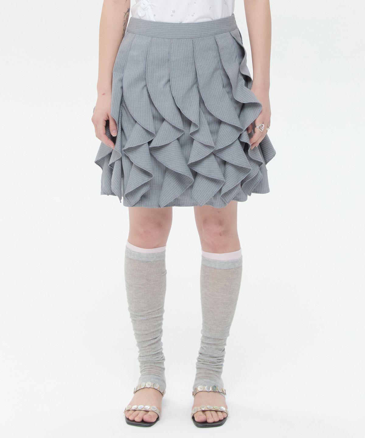 타입서비스(TYPESERVICE) All Over Ruffle Skirt [Gray]