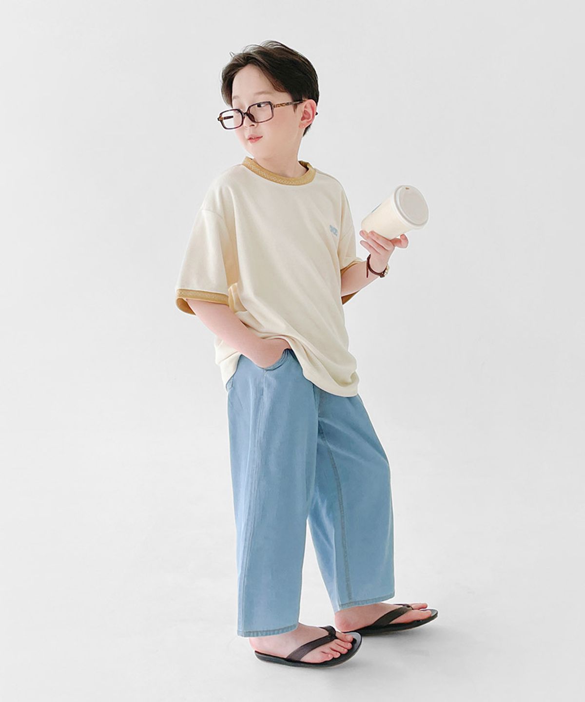 베리클로젯(BERRYCLOSET) 버터플라이 테리 반팔티
