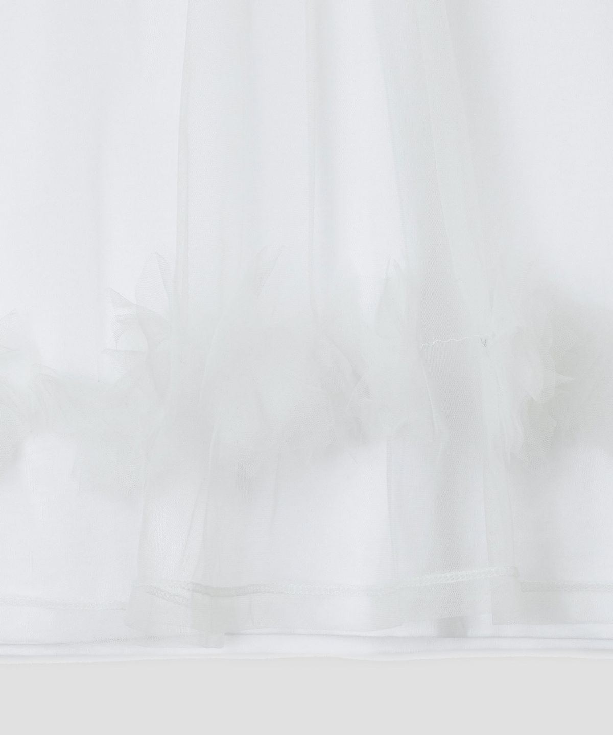 타입서비스(TYPESERVICE) Mesh Layered Shirring Ruffle Top [White]