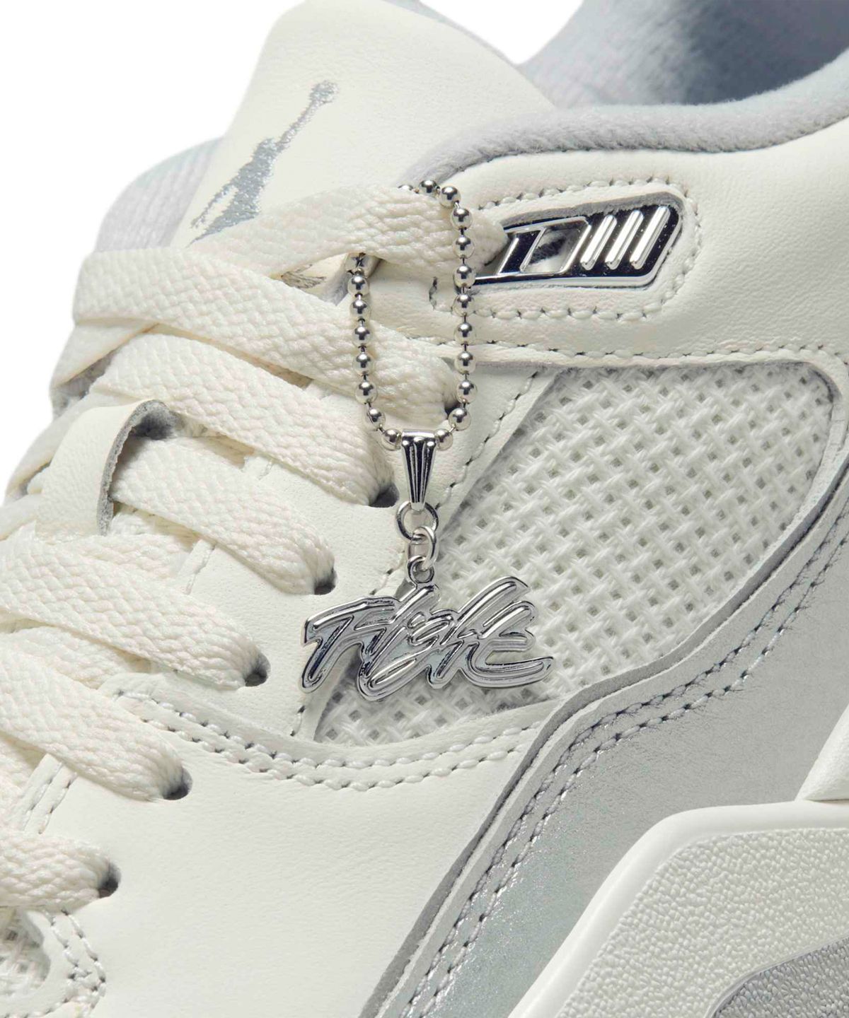 나이키(NIKE) 조던 플라이트 코트 SE W - 세일:울프 그레이:메탈릭 실버 / II0596-100