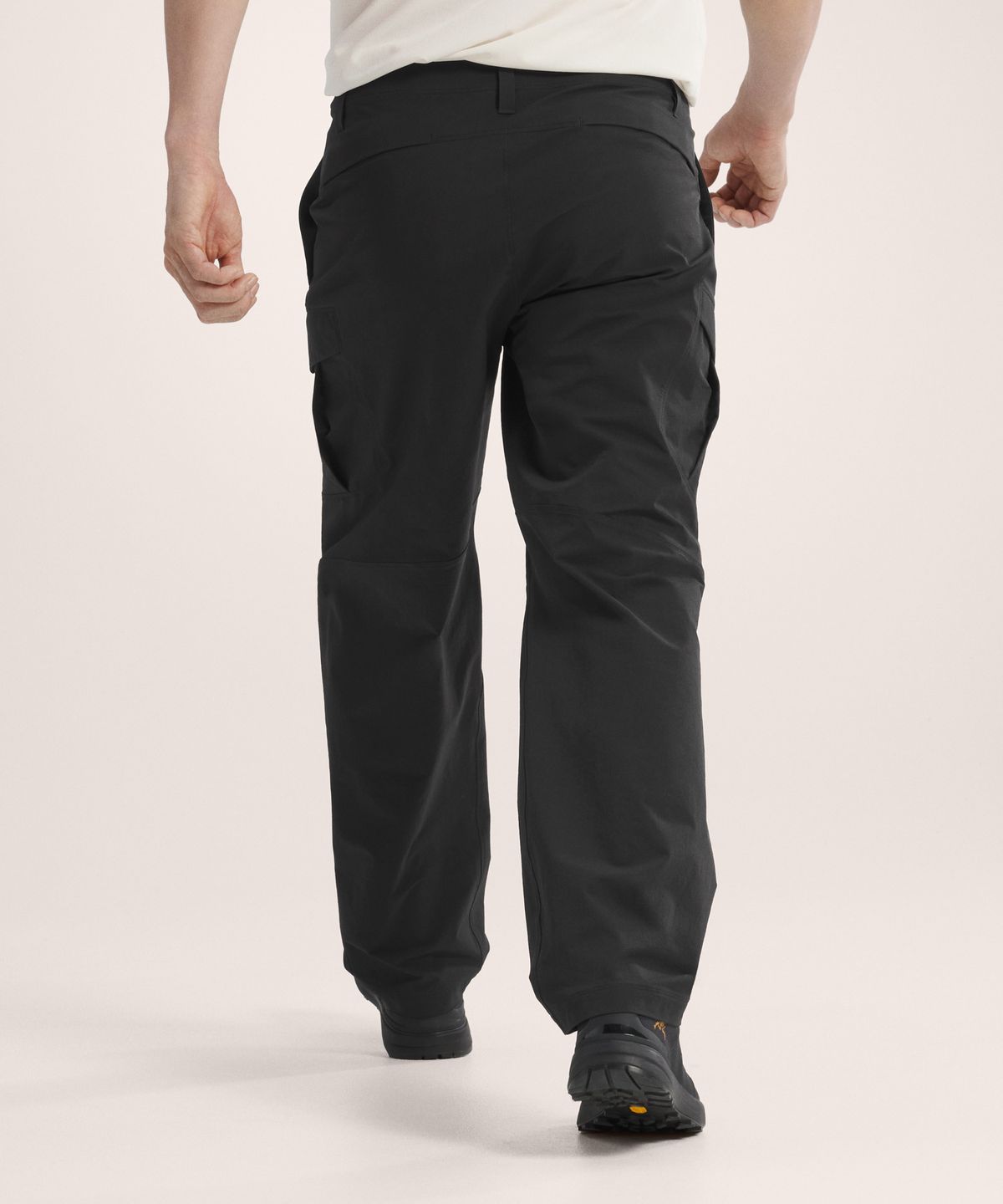 아크테릭스(ARCTERYX) 람파트 팬츠 남성 - BLACK / APQSM10409