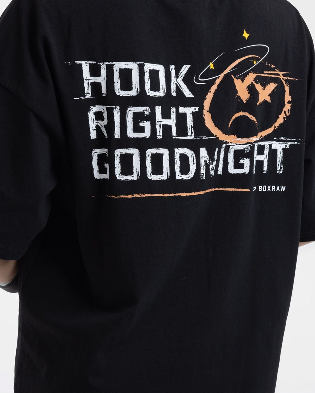복스로(BOXRAW) Hook Right Goodnight 오버사이즈 티셔츠 - 여성 W BXRW-U-HRGT-W