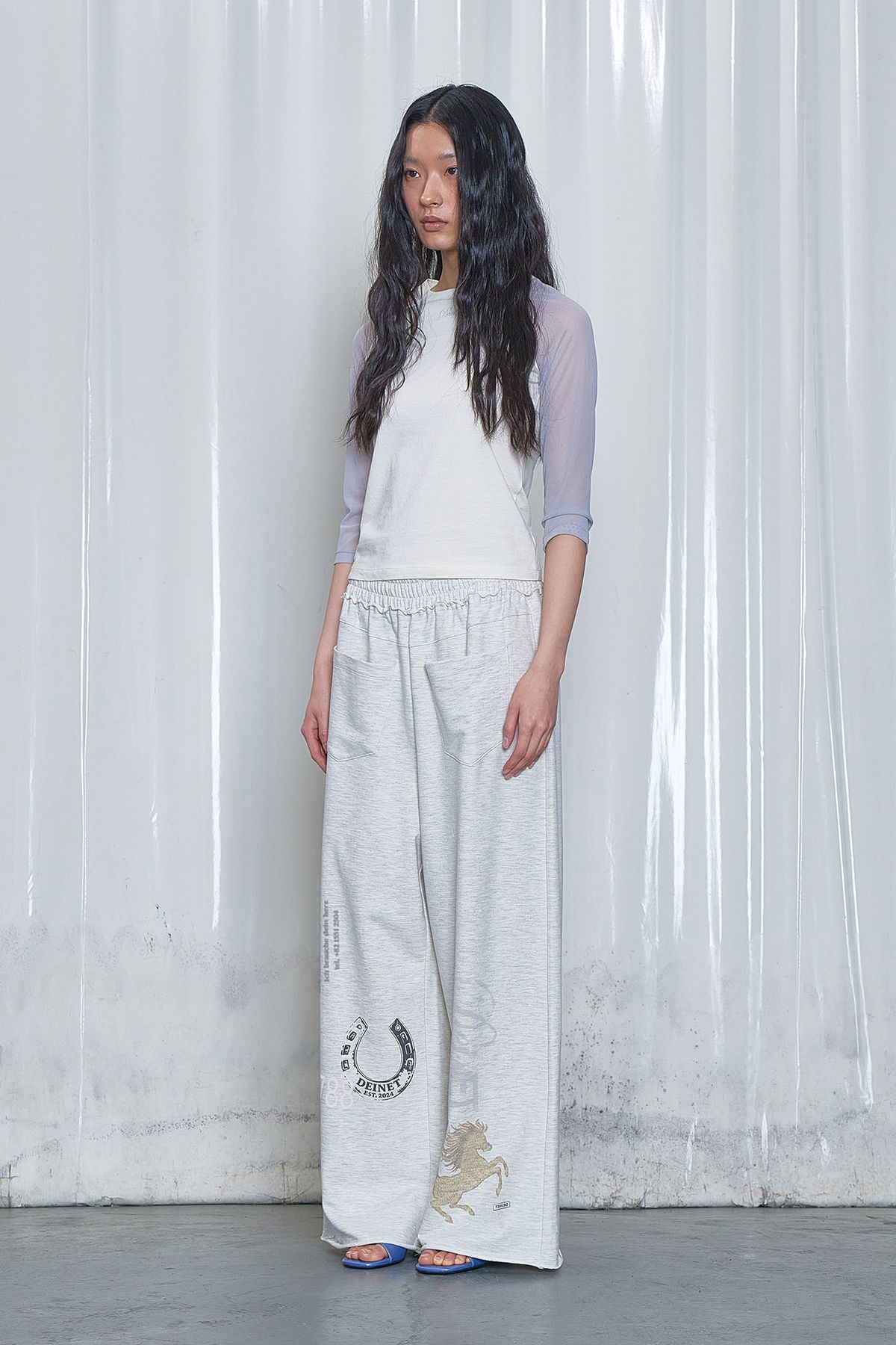 다이닛(DEINET) MESH CONTRAST RAGLAN HALF SLEEVE IN LIGHT YELLOW