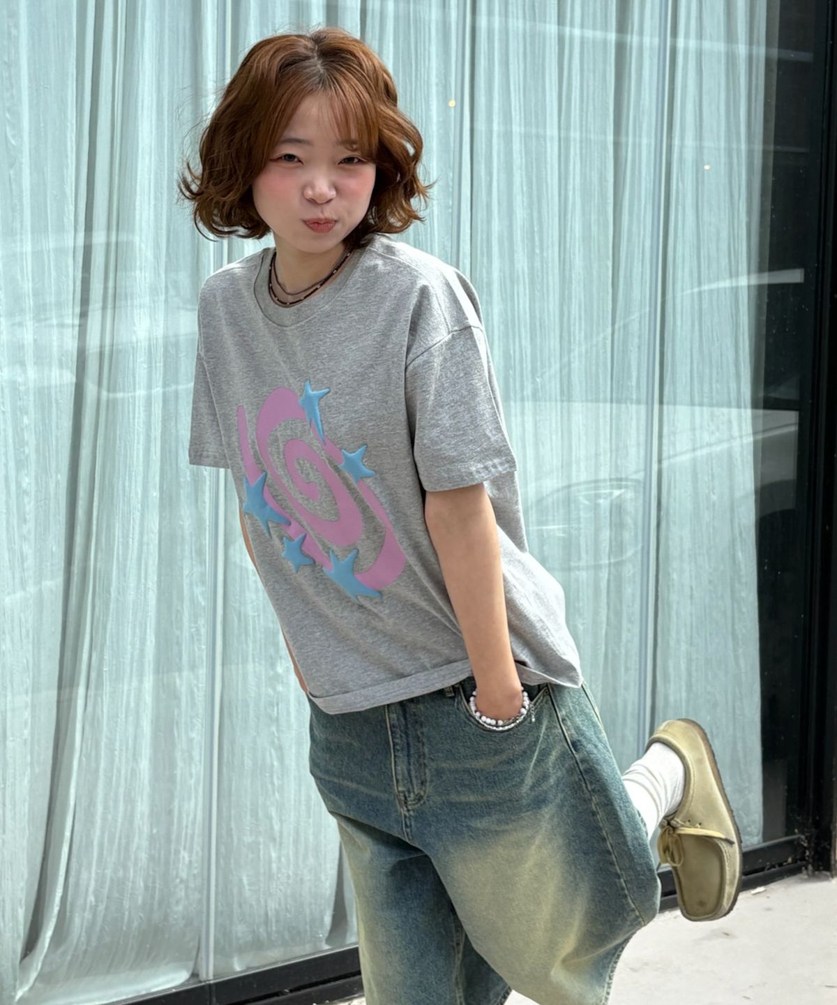 아모우(AMOU) Molly Star half  T-shirts GREY