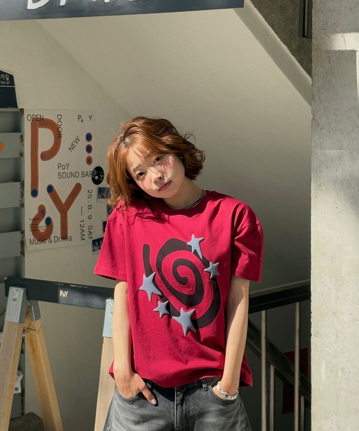 아모우(AMOU) Molly Star half  T-shirts RED