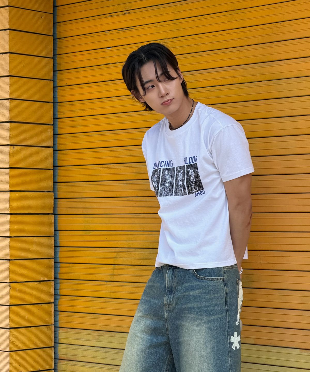 아모우(AMOU) Dancing Skull half  T-shirts WHITE