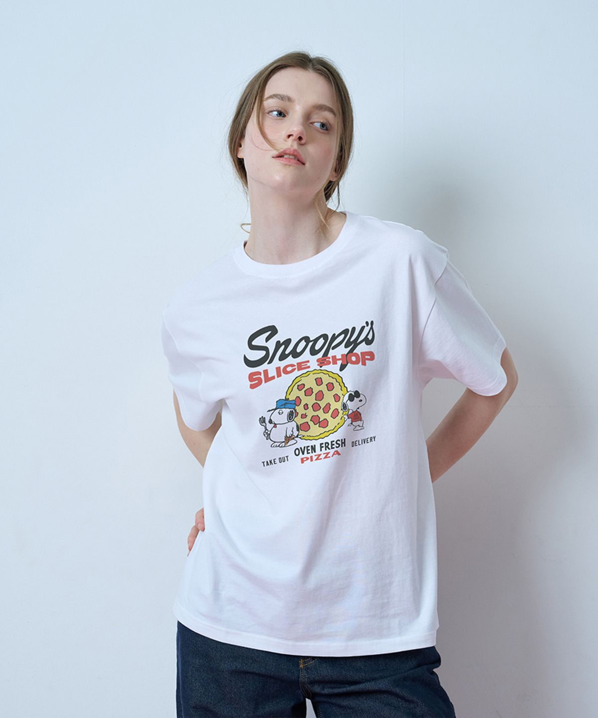 뚜누(TOUNOU) SNOOPY & OLAFs Slice Shop 반팔티셔츠