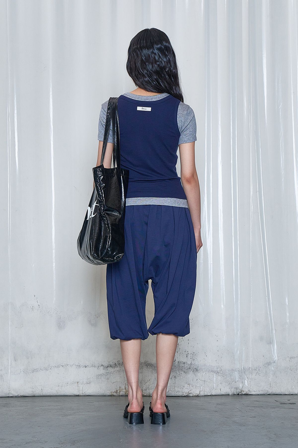 다이닛(DEINET) D-CONTRAST T-SHIRT IN NAVY