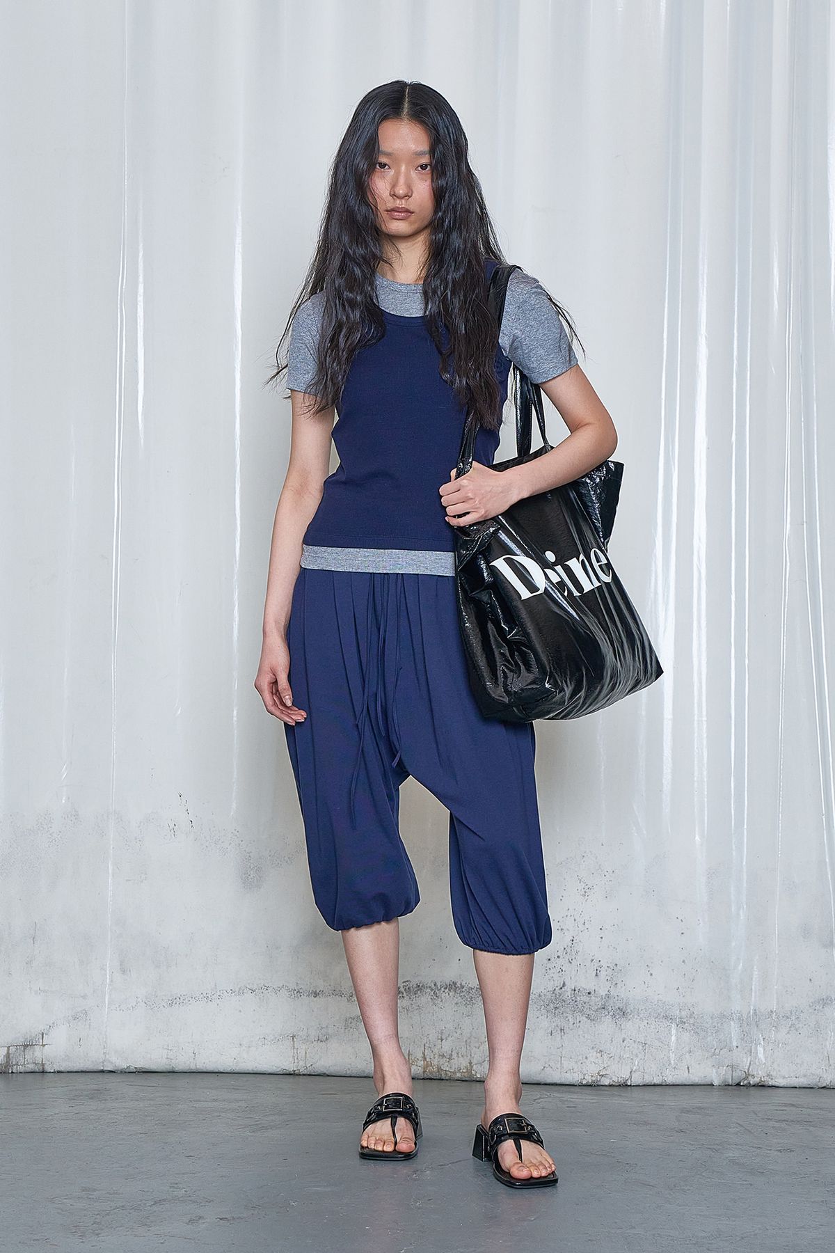 다이닛(DEINET) D-CONTRAST T-SHIRT IN NAVY