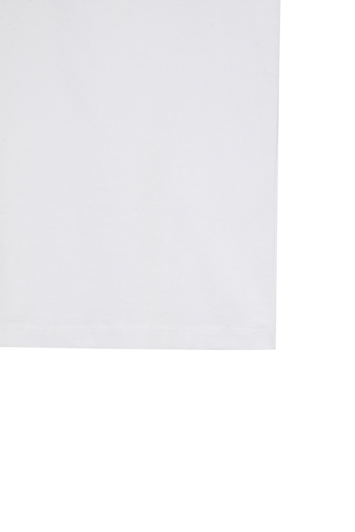 다이닛(DEINET) BI GRAPHIC OVERSIZED T-SHIRT IN WHITE