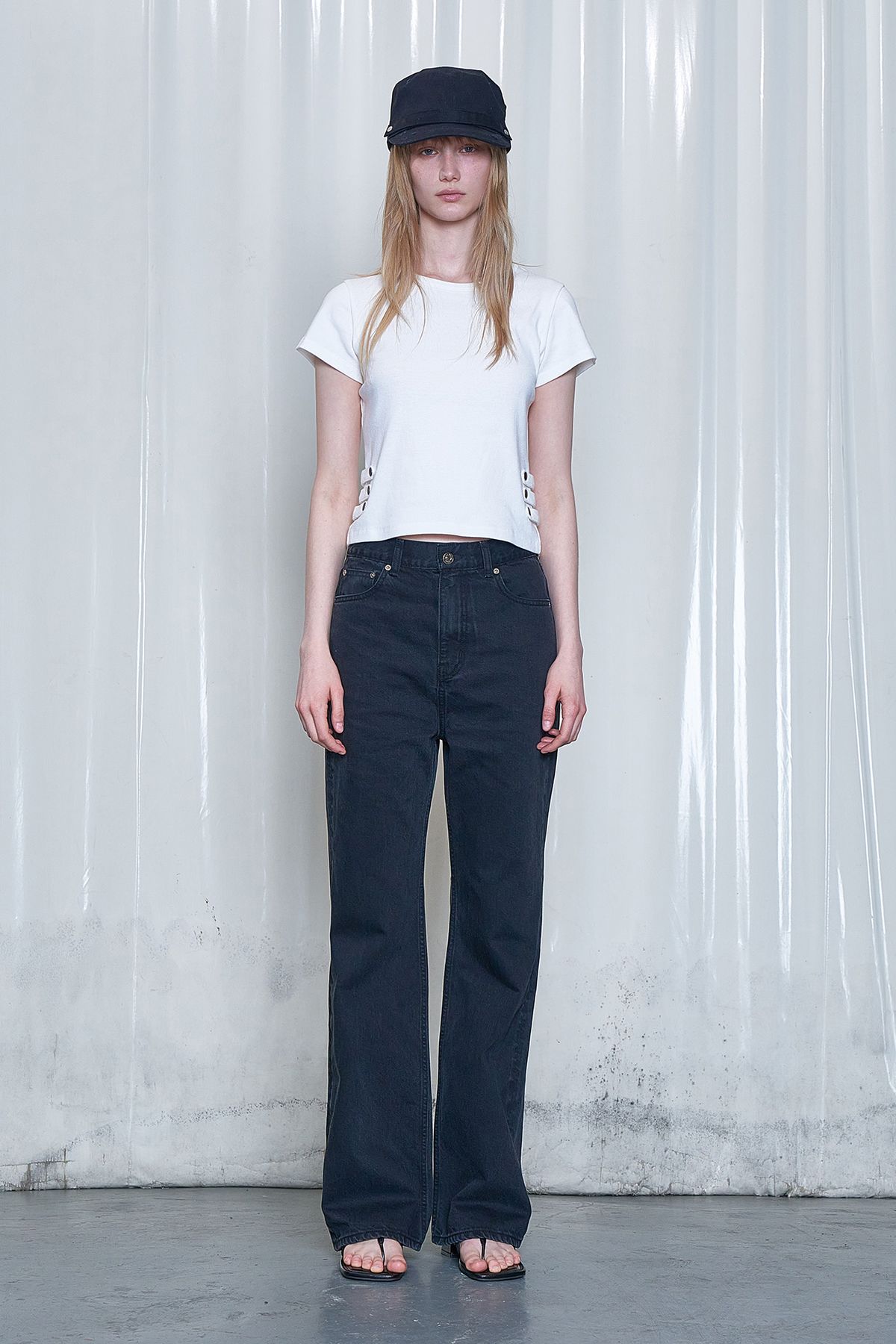 다이닛(DEINET) NAPOLEONS T-SHIRT IN WHITE