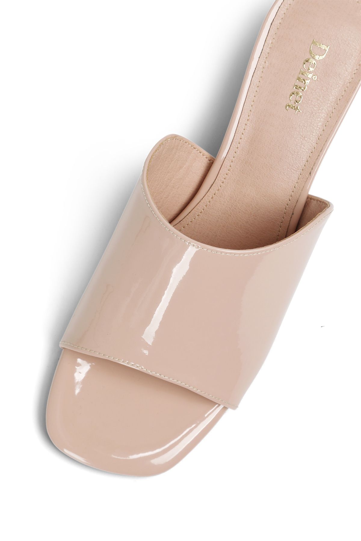 다이닛(DEINET) ENAMEL SLIPPERS IN LIGHT PINK