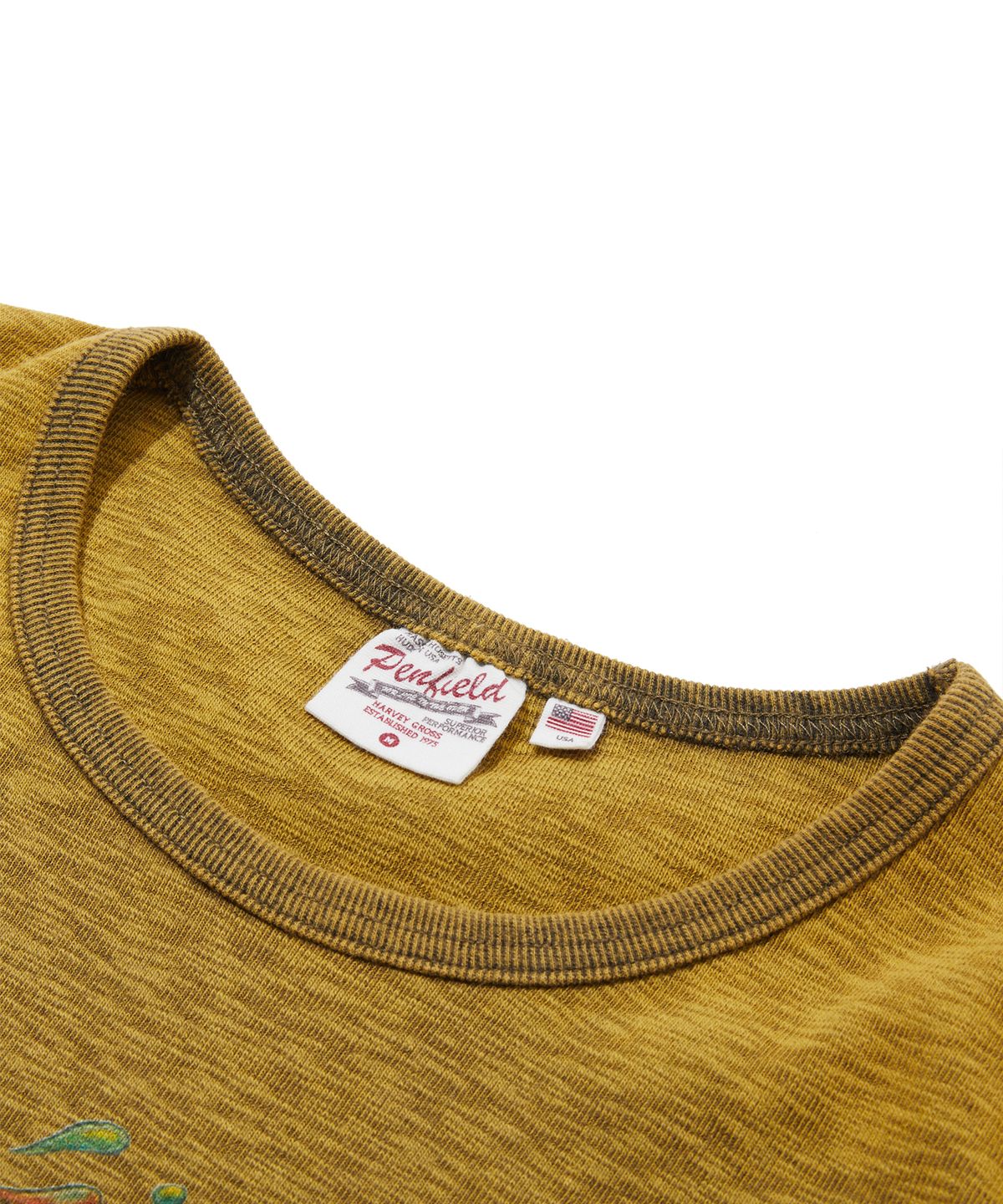 펜필드(PENFIELD) 빈티지 핸드 드로잉 아트워크 슬림핏 여성 반팔 티셔츠 카키_FS2KT81F