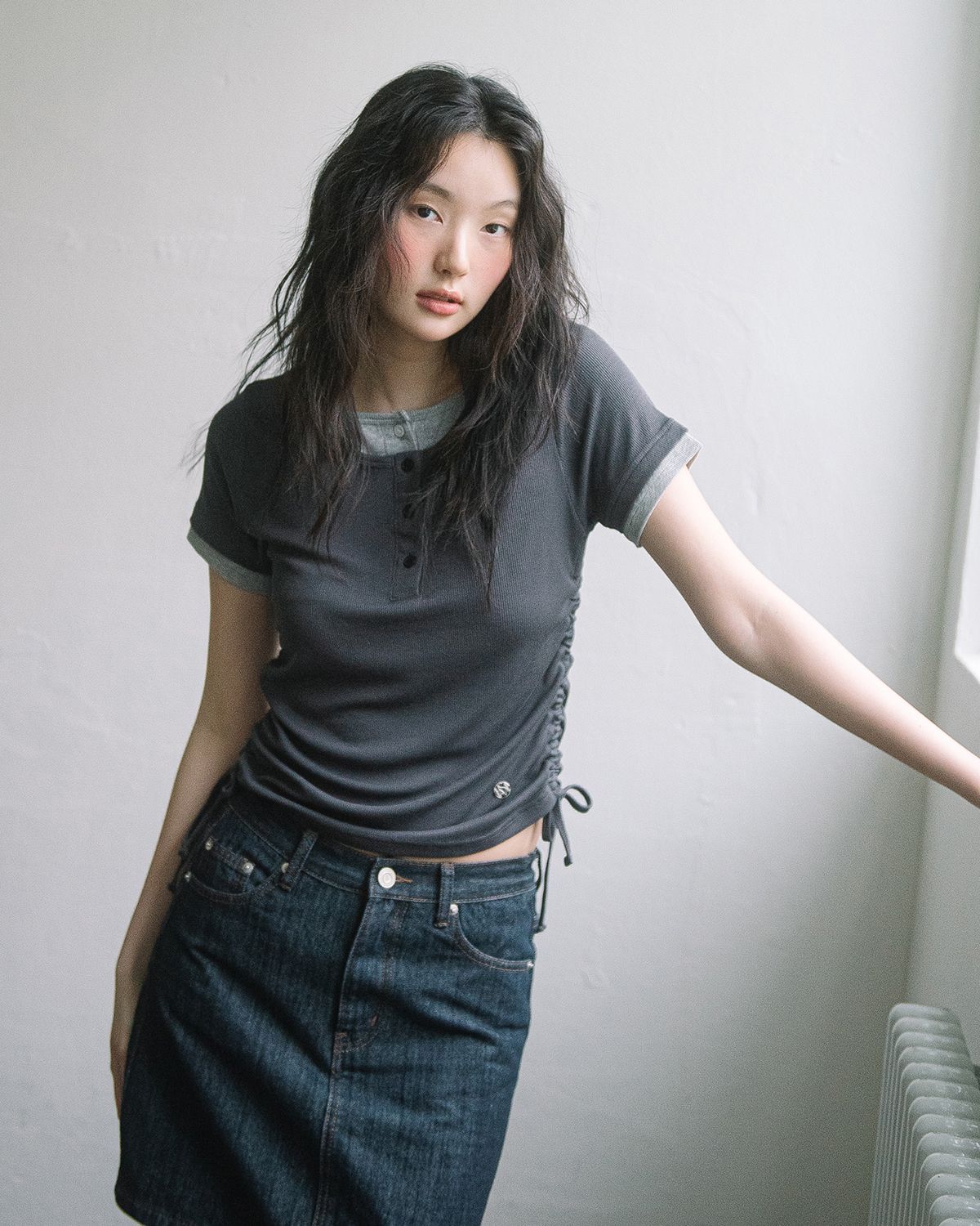 해비즘(HAVISM) DOUBLE HENLEY NECK S/S TEE(CHARCOAL)