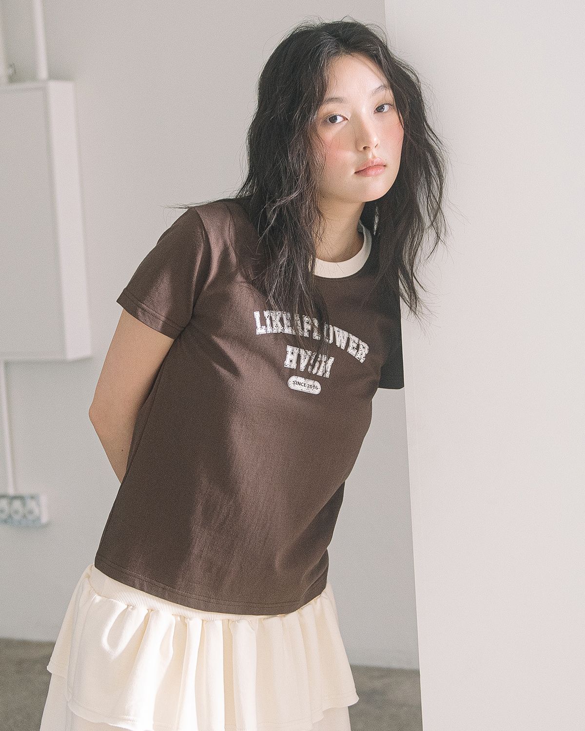해비즘(HAVISM) LLF NECK S/S TEE(BROWN)