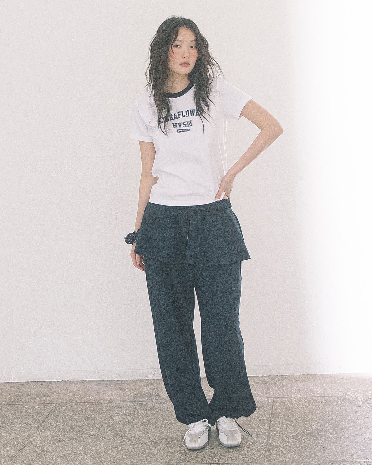 해비즘(HAVISM) LLF NECK S/S TEE(WHITE)
