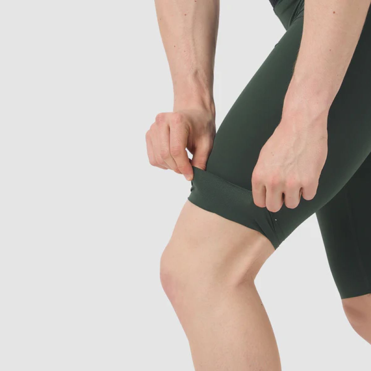 카페 드 사이클리스트(CAFE DU CYCLISTE) 빅투아르 MVC 레이스 빕숏 다크 그린 남성