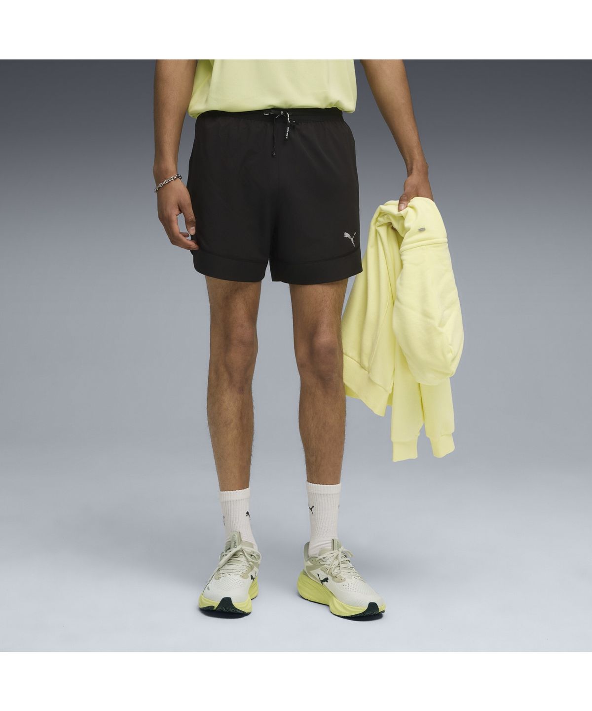 푸마(PUMA) 남성 런 클럽 5인치 울트라위브 그래픽 쇼츠 M Run Club 5  Ultraweave Graphic Short (52823601)