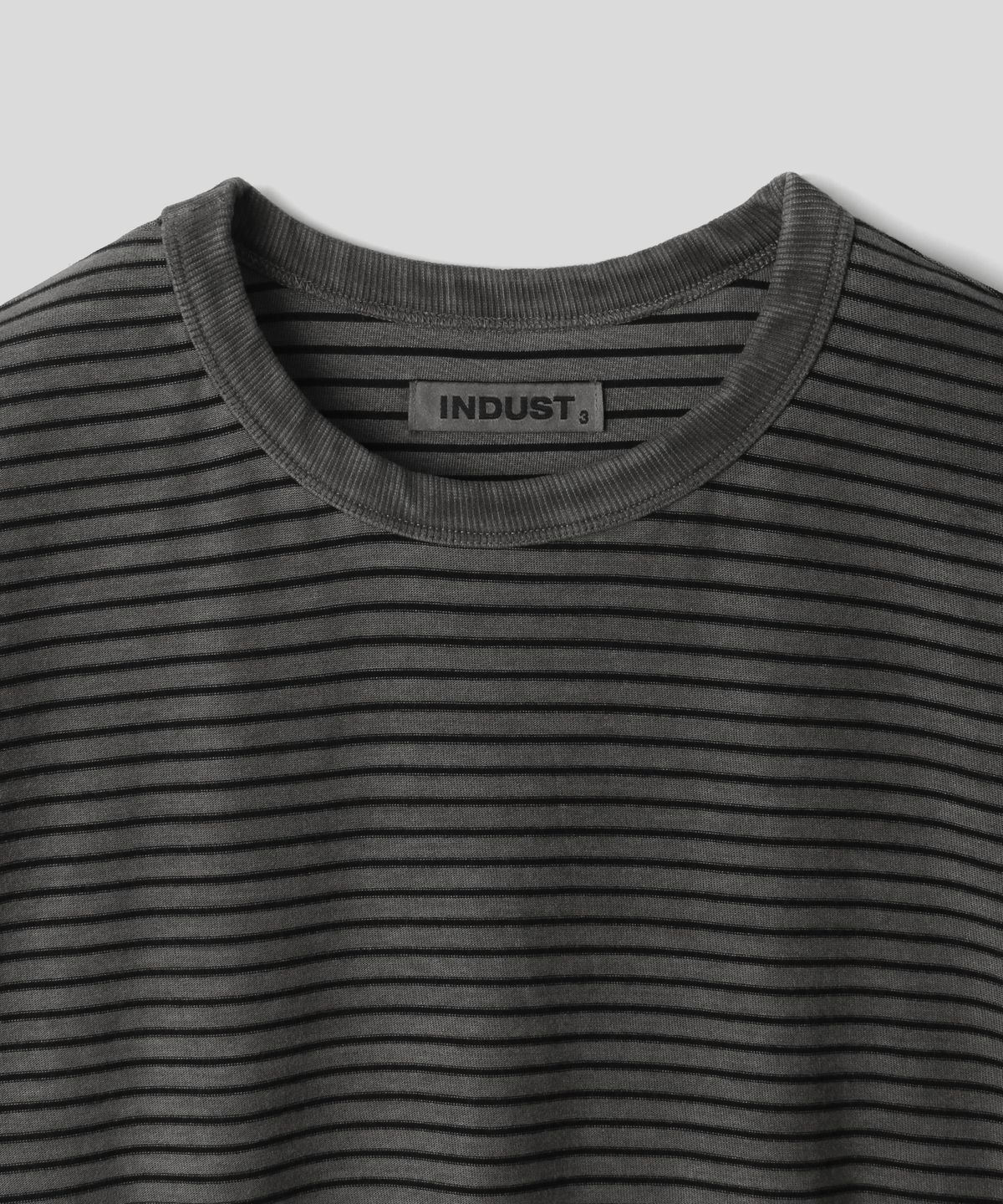 인더스트(INDUST) 피그먼트 워시드 스트라이프 반팔티셔츠_3COLOR