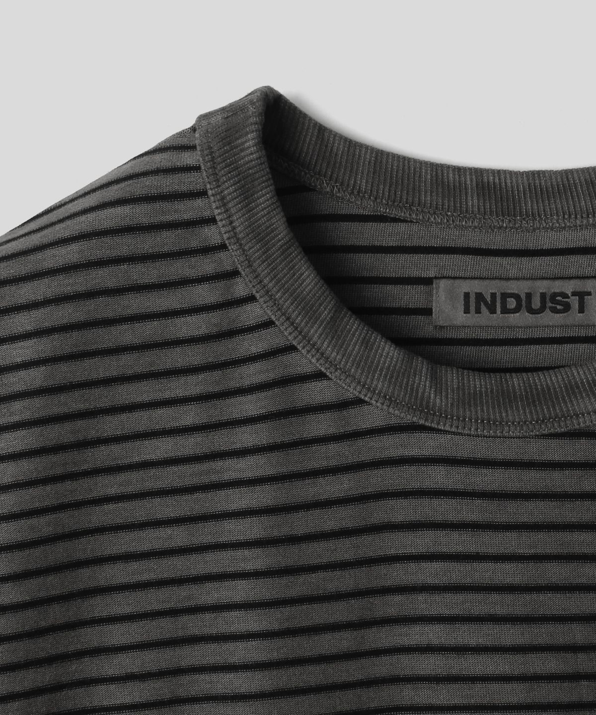 인더스트(INDUST) 피그먼트 워시드 스트라이프 반팔티셔츠_3COLOR