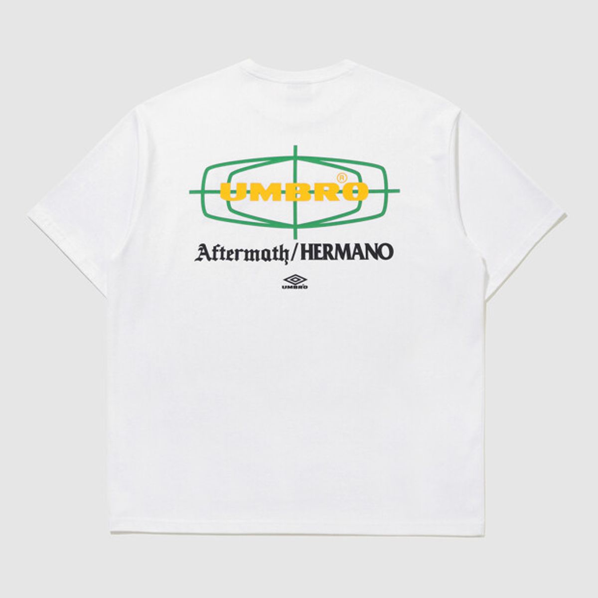 엄브로(UMBRO) [UMB X AFTERMATH] 반팔 티셔츠 화이트 UR221ORS42