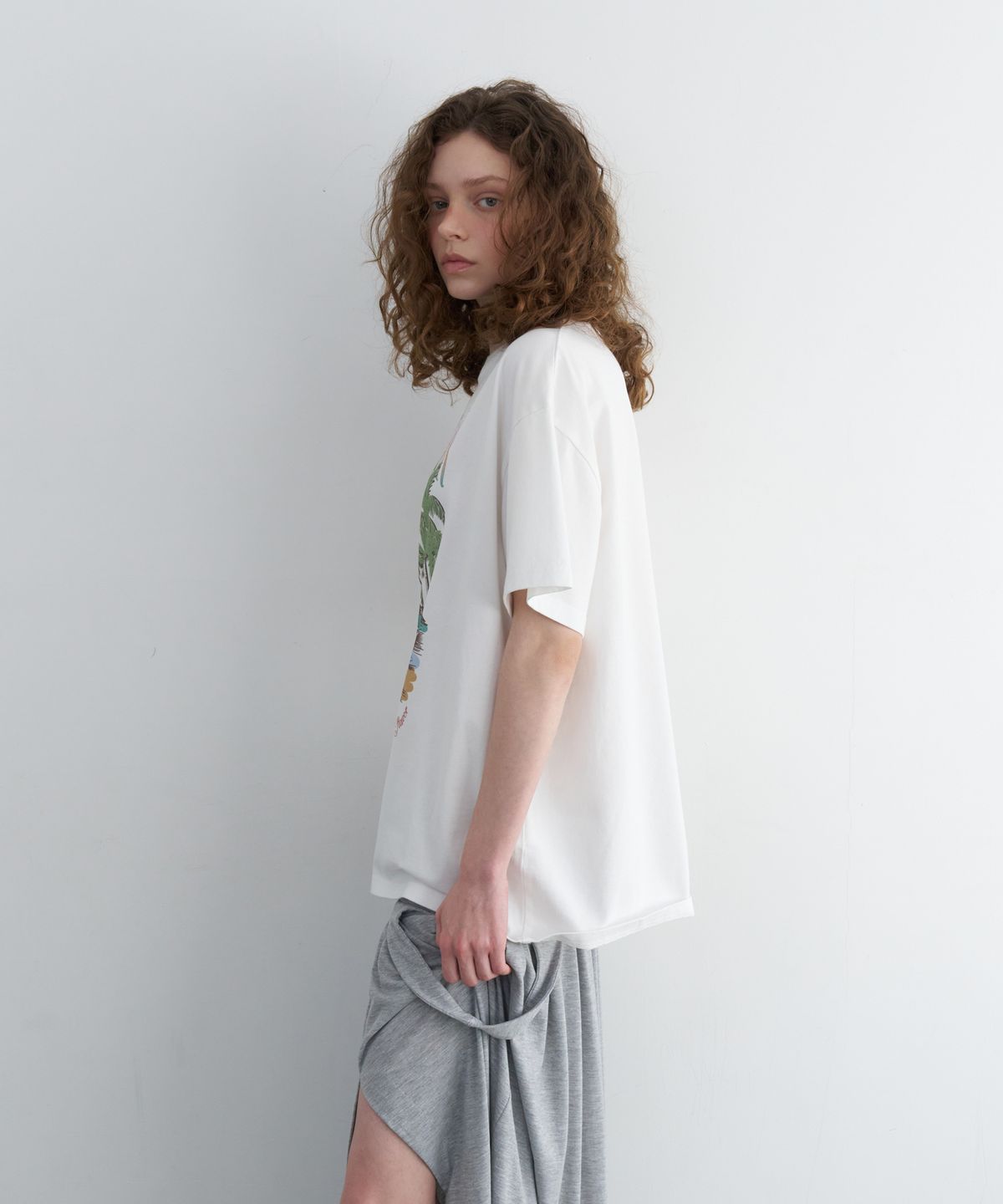 오버듀플레어(OVERDUEFLAIR) VINTAGE SUMMER T-SHIRT_WHITE